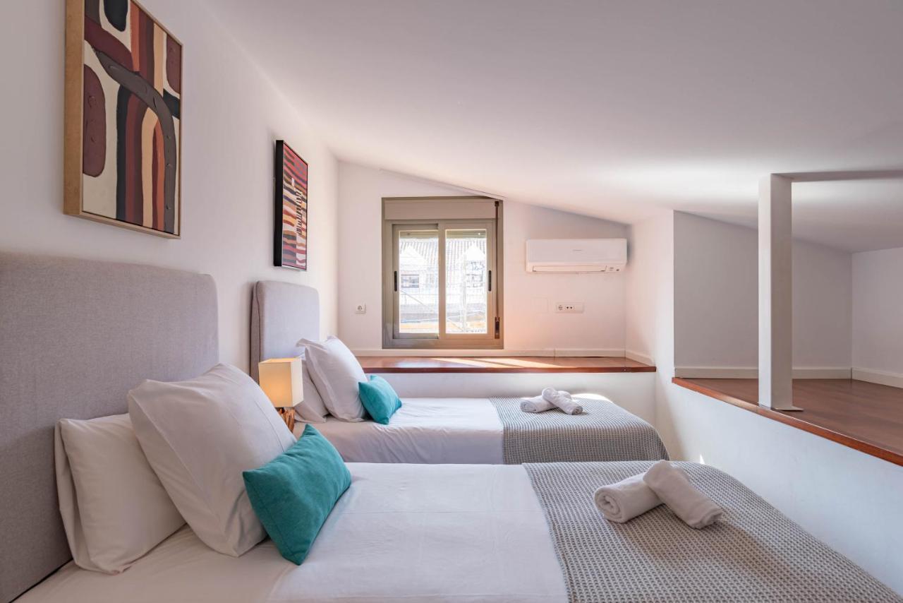 Feelathome Merced Apartments Малага Экстерьер фото